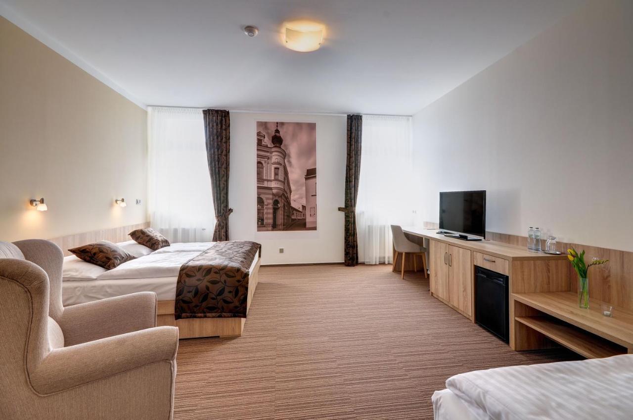 Hotel Gtc 3* Superior Bilovec Екстер'єр фото