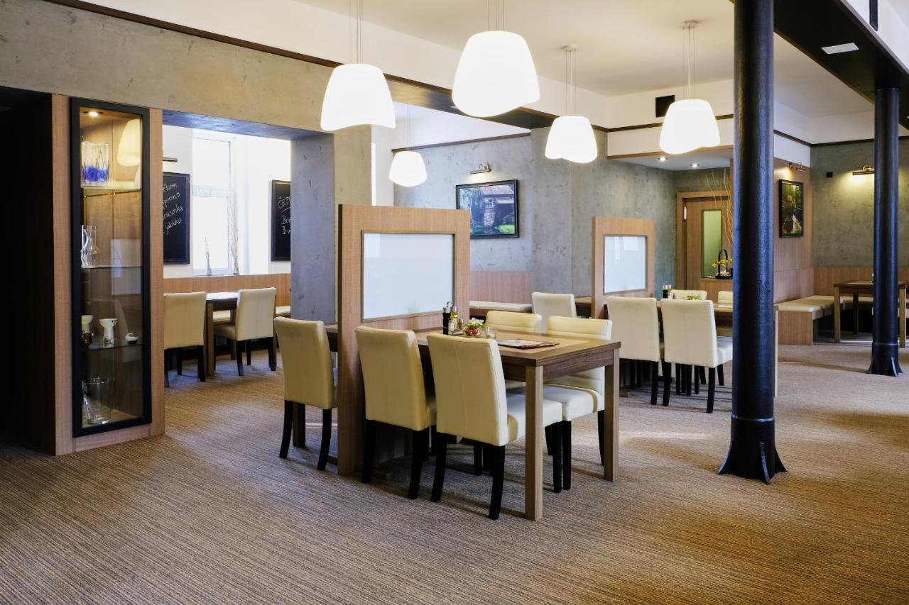Hotel Gtc 3* Superior Bilovec Екстер'єр фото