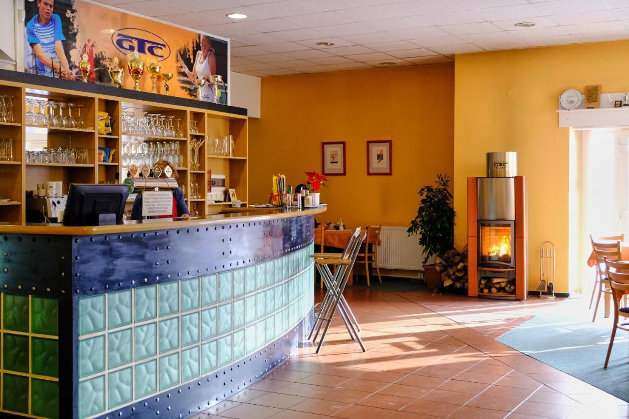 Hotel Gtc 3* Superior Bilovec Екстер'єр фото